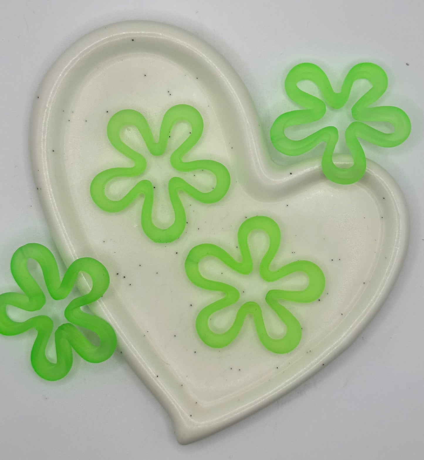 Funky Flower Frames | Acrylic Beads