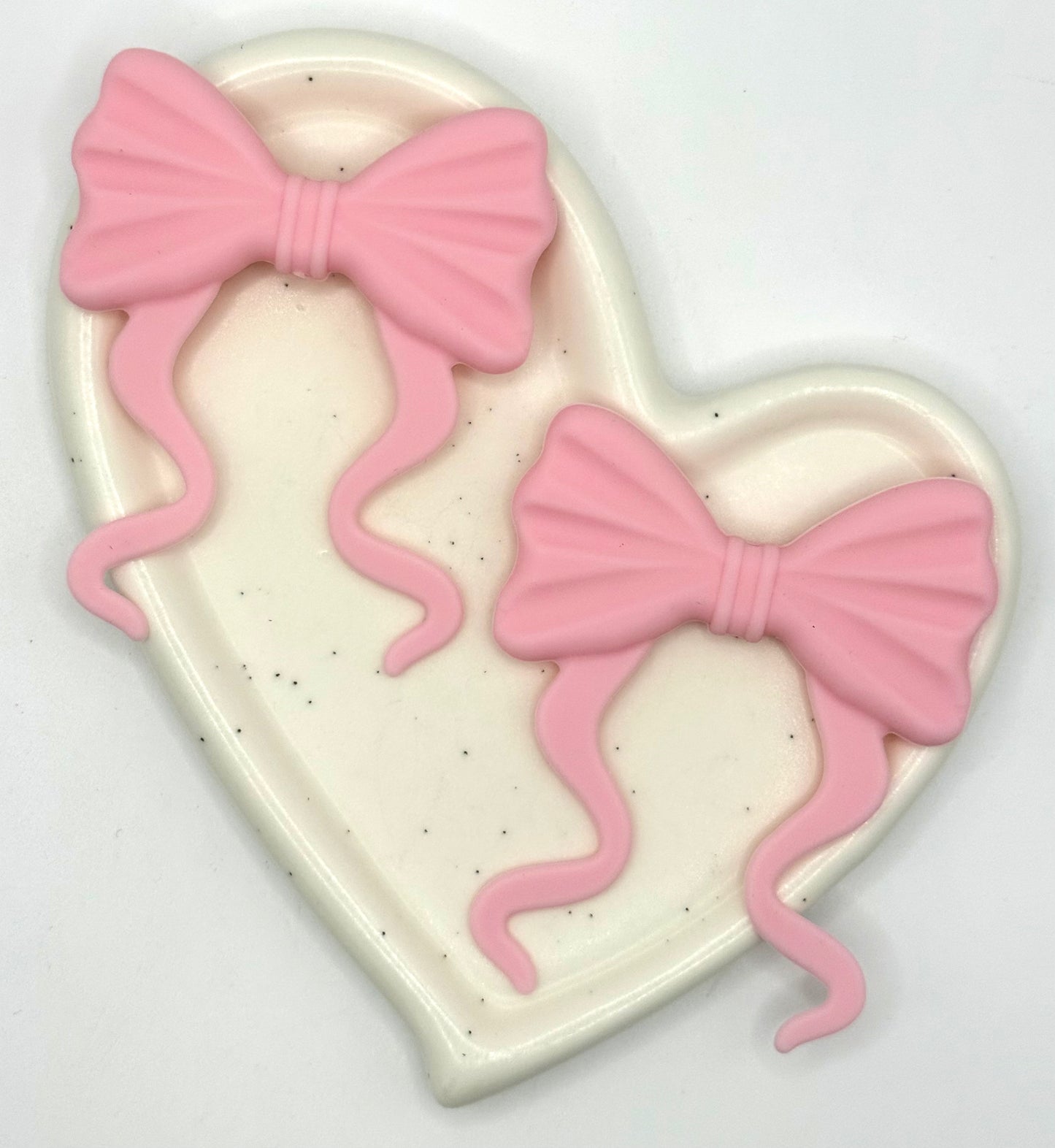 Curly Bow | Silicone Focal Bead